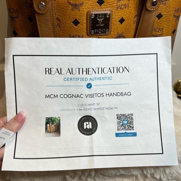 MCM COGNAC VISETOS SHOPPER TOTE BAG - Picture 13 of 15